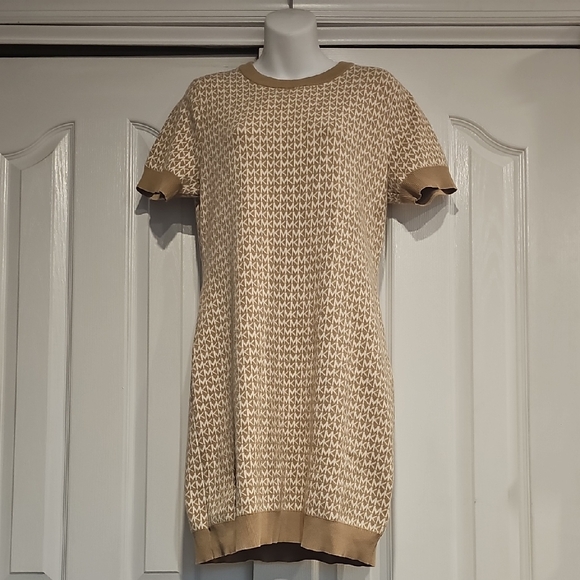 MICHAEL Michael Kors All-Over Logo Sweater Dress Khaki/Cream Sz M NWT - Picture 1 of 12